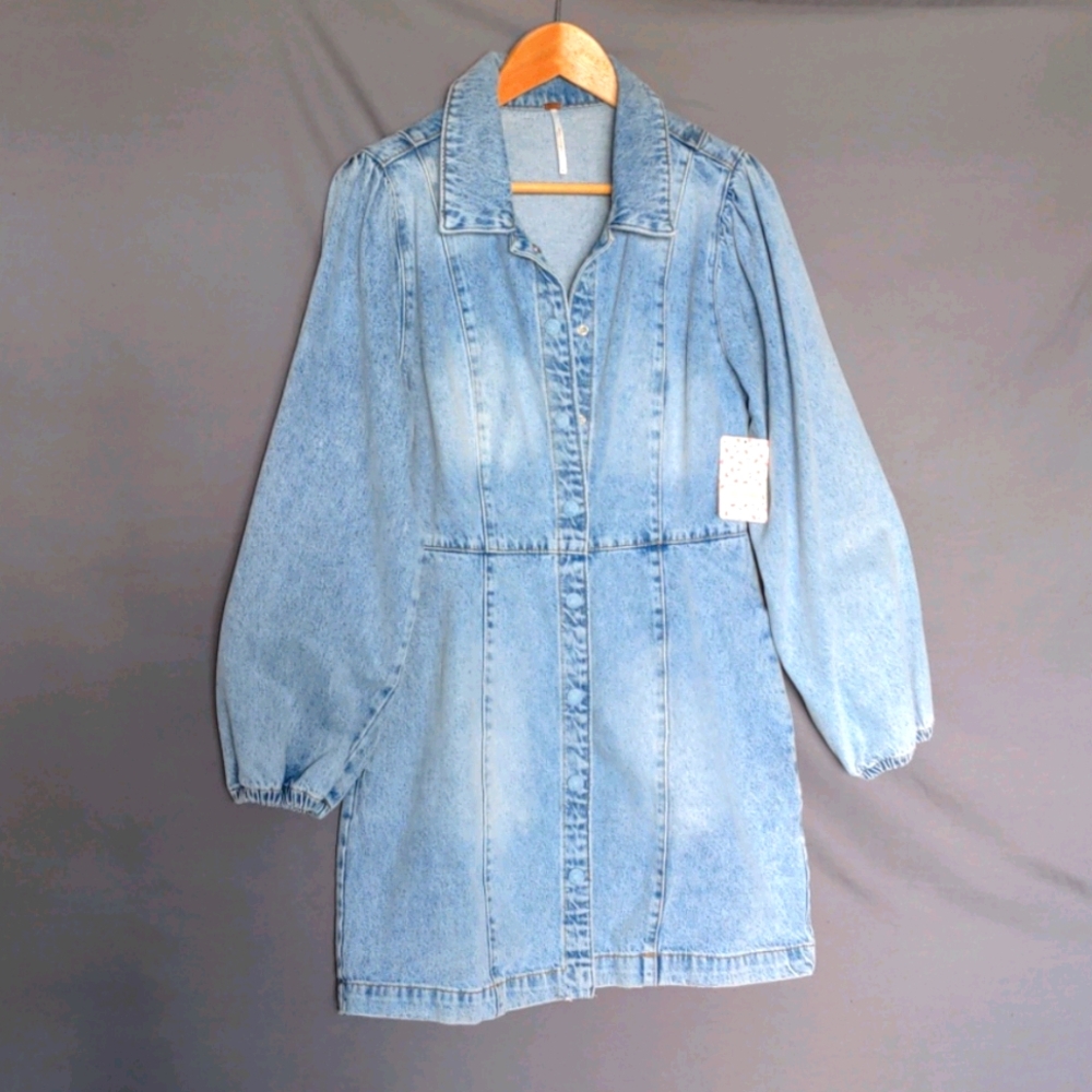FREE PEOPLE DENIM JACKET MINI🪅